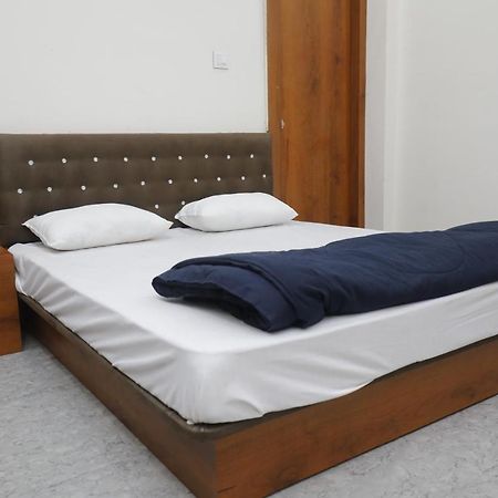 Hotel Garima Ujjain Eksteriør billede