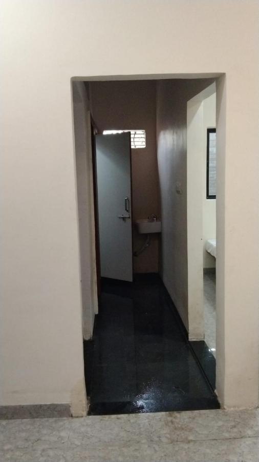 Hotel Garima Ujjain Eksteriør billede